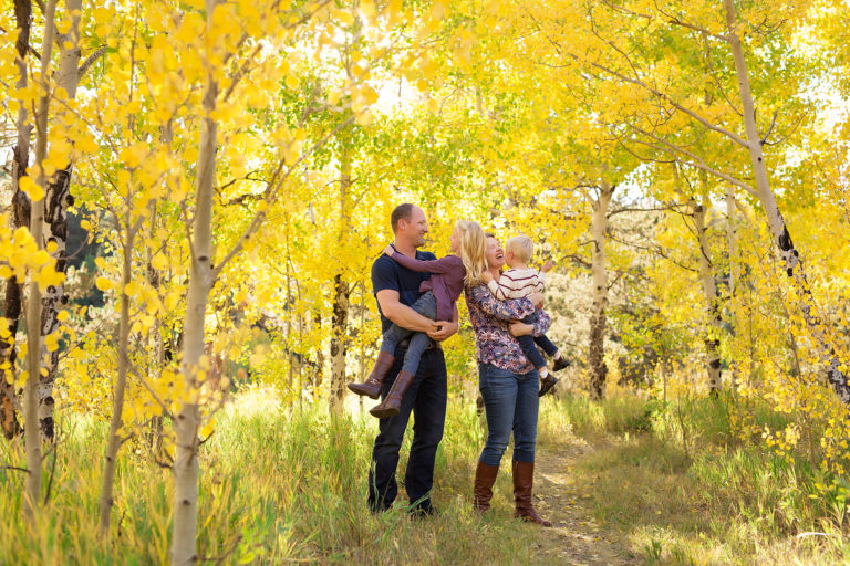 BlomquistPhotography_Family_Portraits_Outdoor-7