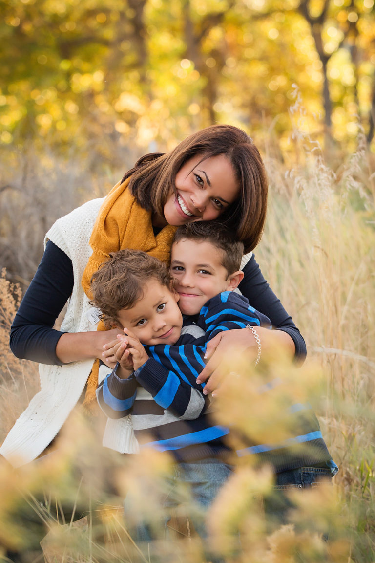 BlomquistPhotography_Family_Portraits_Outdoor-Mother-6