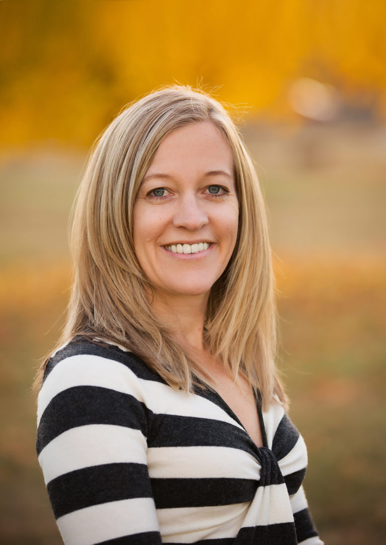 BlomquistPhotography_Headshot_Portraits-Woman-Female-9